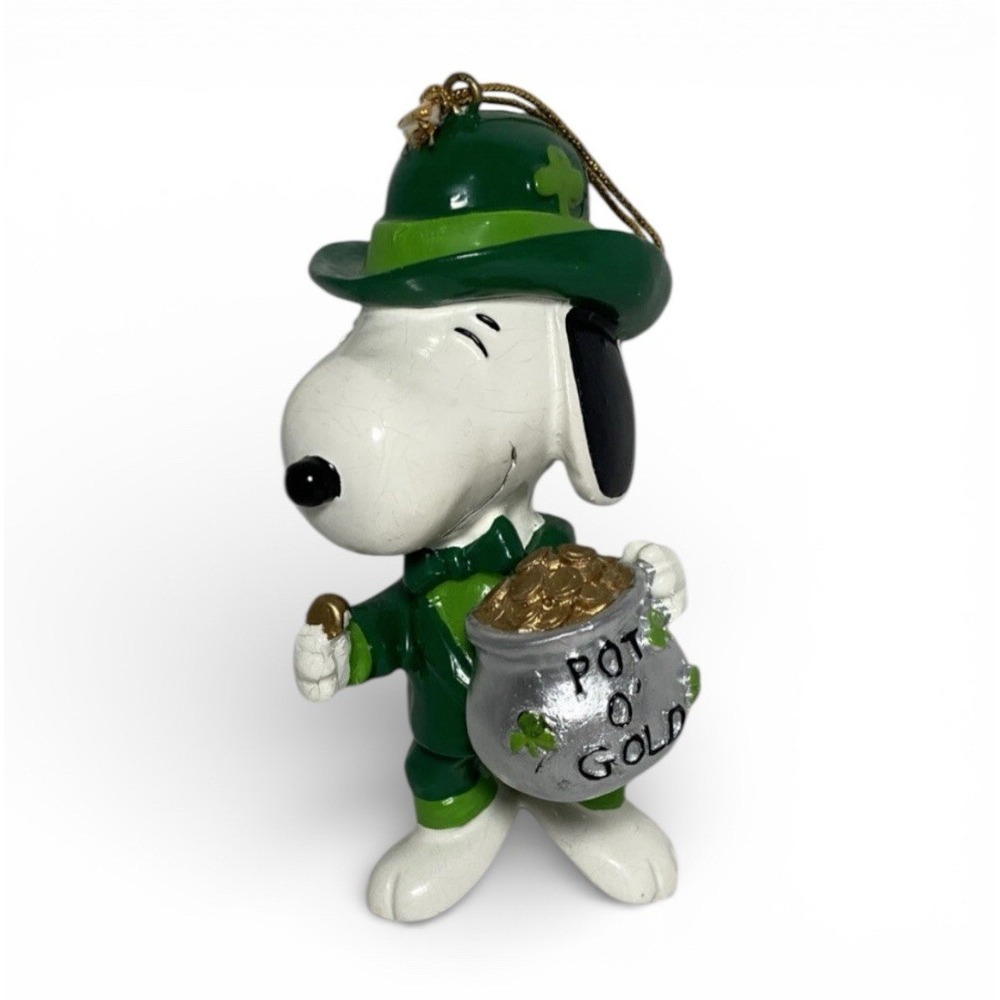 Peanuts Kurt Adler Snoopy Pot O' Gold Christmas Holiday Ornament